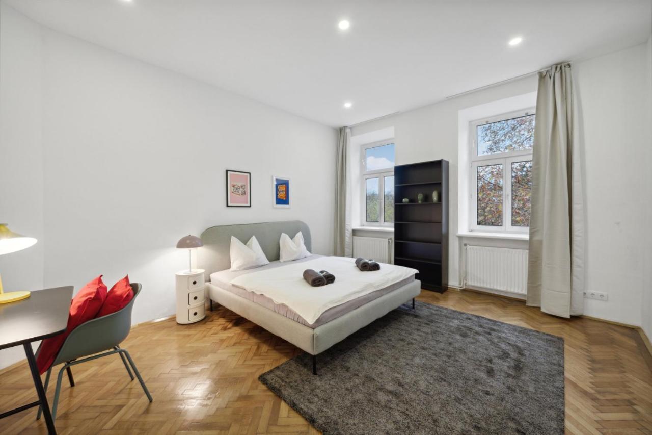 Big Spacious Central Apartment In Wien Eksteriør billede